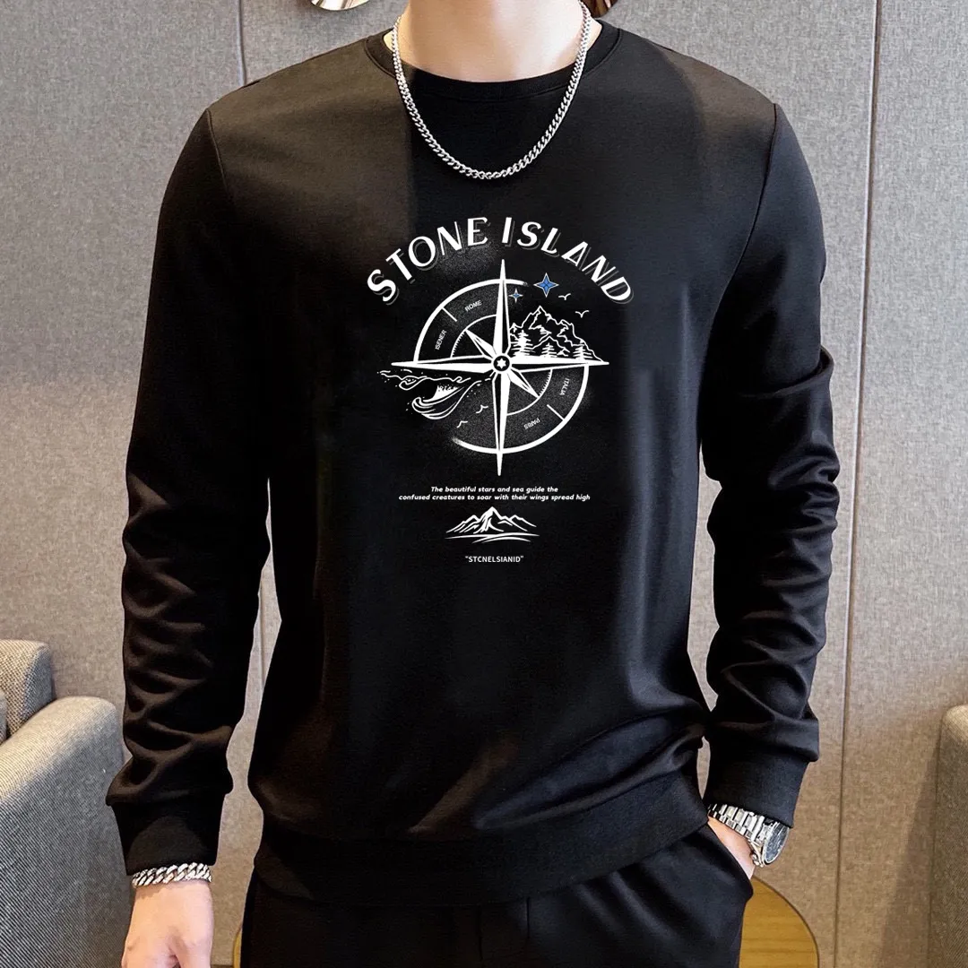 🅿️380 [Stone Island] (Fat Man Gospel) hot-selling suit is coming. Focus on the original version of the official website. 2025 new hot-selling sweatshirt suit. The original order is the best. 🇭🇰The meticulous work of top designers is dedicated to a fitting and perfect upper body effect. All-natural high-quality Roman cotton 100%, close-fitting comfort, noble and elegant! Original hardware embodies elegance and nobility! Counter size: M-5XL (maximum wear up to 220 pounds)